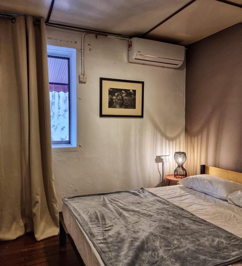 Treehouse Hostel Kuching Exteriér fotografie